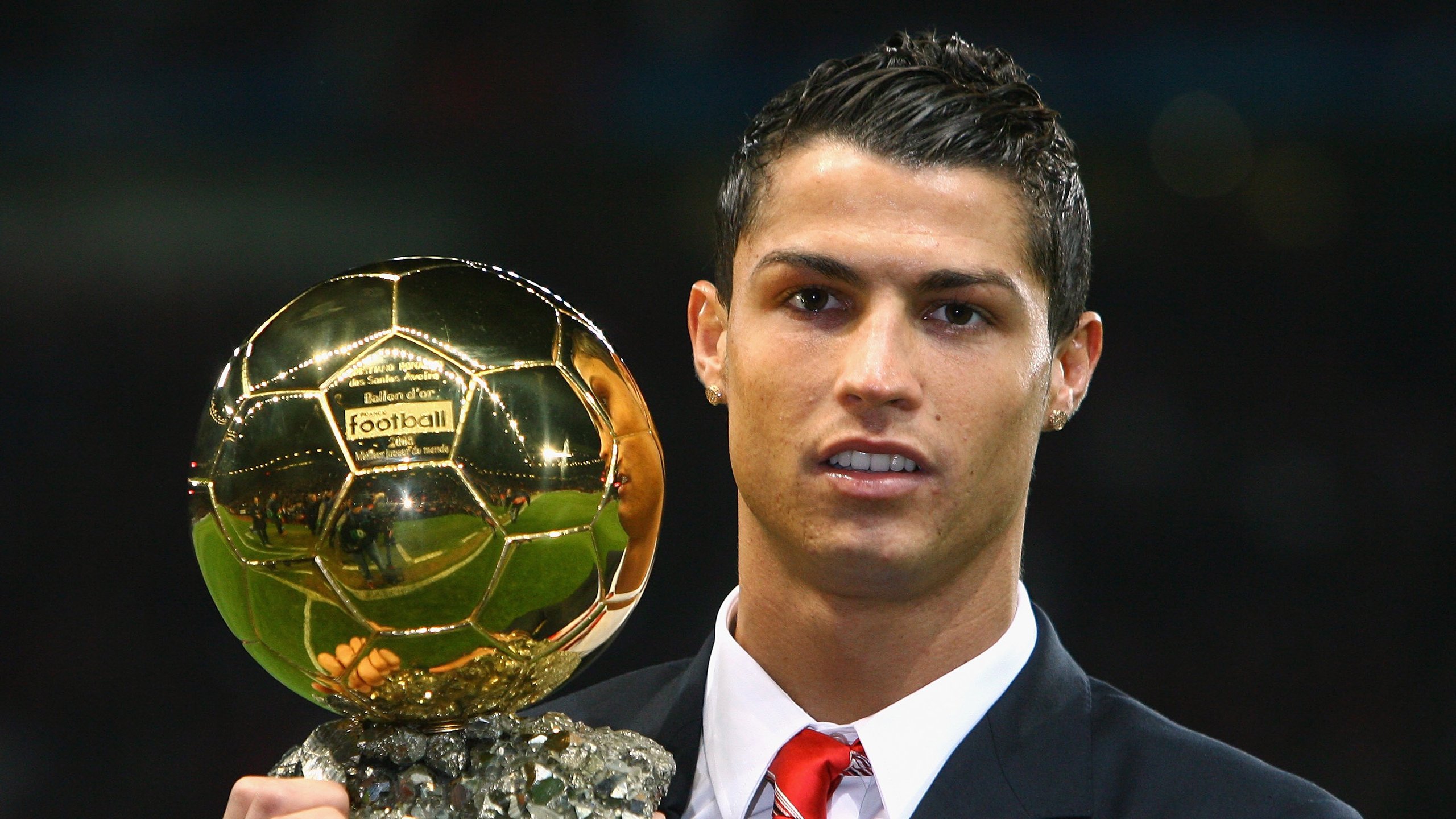 “西甲明星球员轮番发威，场面激烈精彩”，西甲名人